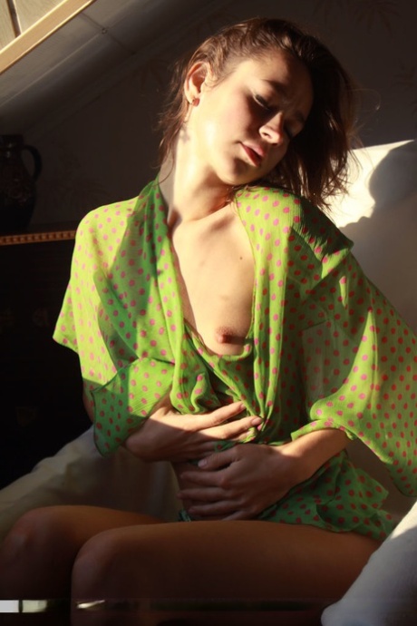 Caucasian girl Tigra gets completely naked during a solo show 30596199