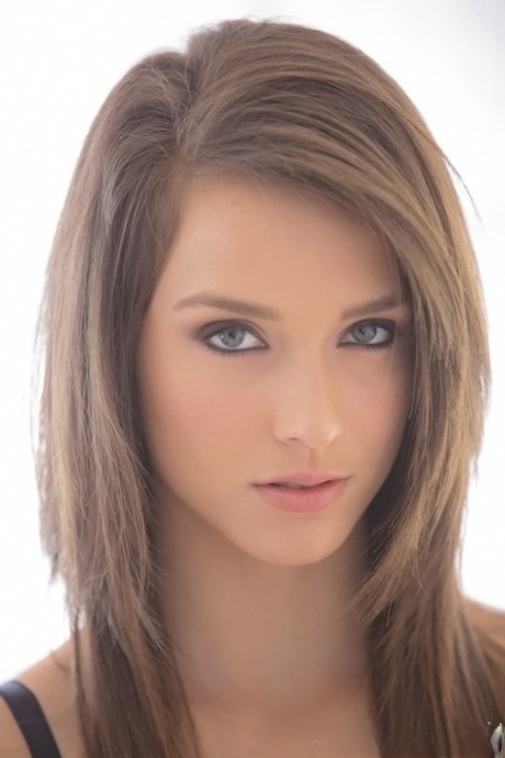 Adorable brunette babe Malena Morgan showcasing her flawless curves 67084605